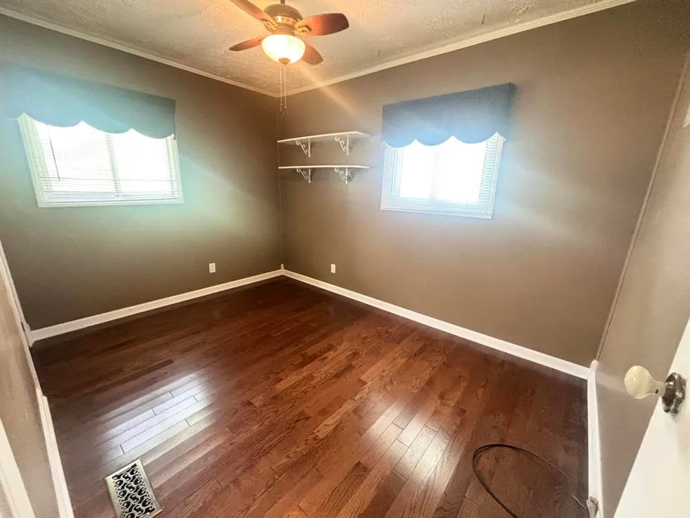 306 Brentwood St Hopkinsville, KY 42240