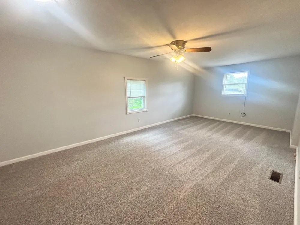 306 Brentwood St Hopkinsville, KY 42240