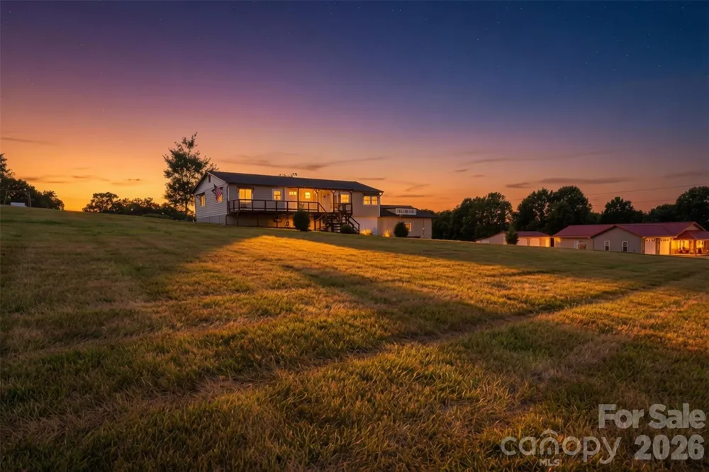 1127 Black Oak Ridge Road Taylorsville, NC 28681