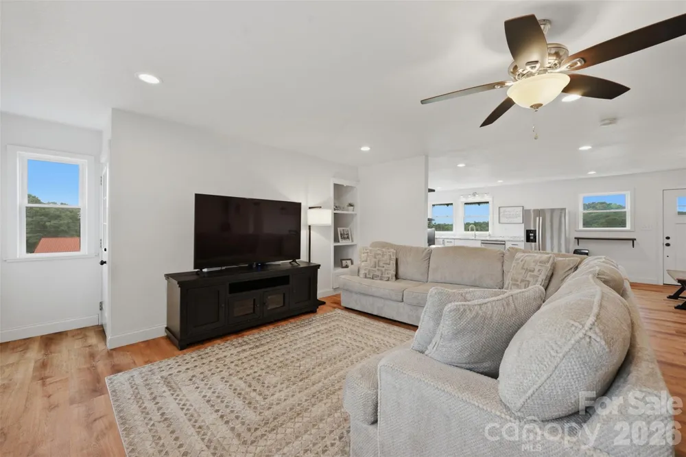 1127 Black Oak Ridge Road Taylorsville, NC 28681