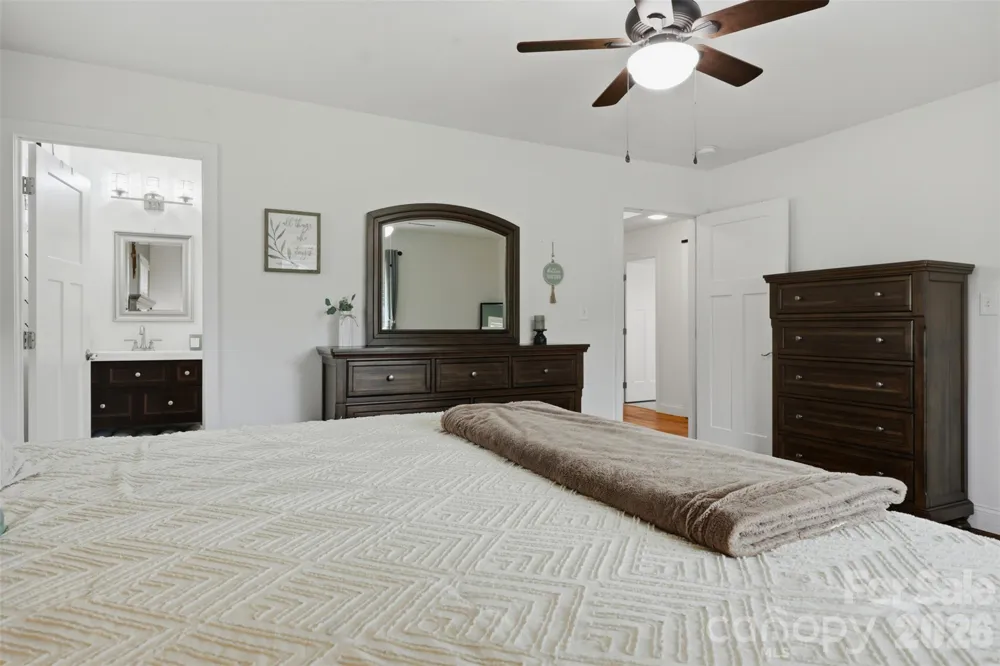 1127 Black Oak Ridge Road Taylorsville, NC 28681