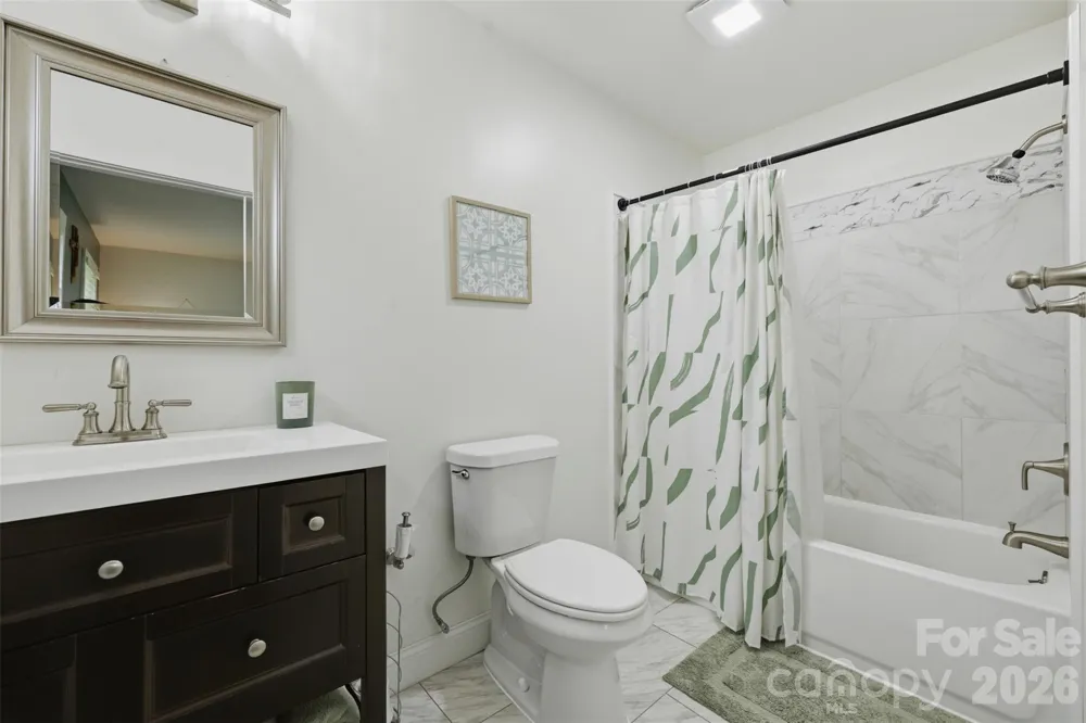 1127 Black Oak Ridge Road Taylorsville, NC 28681