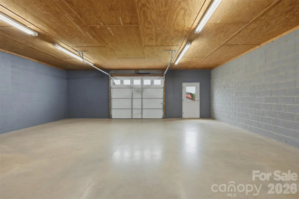 1127 Black Oak Ridge Road Taylorsville, NC 28681