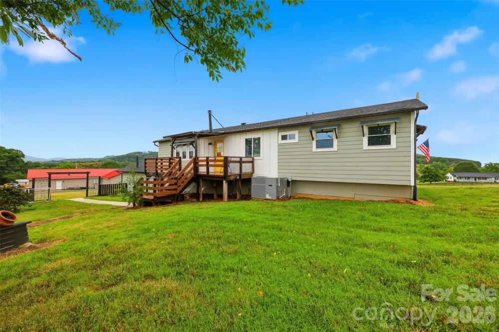 1127 Black Oak Ridge Road Taylorsville, NC 28681