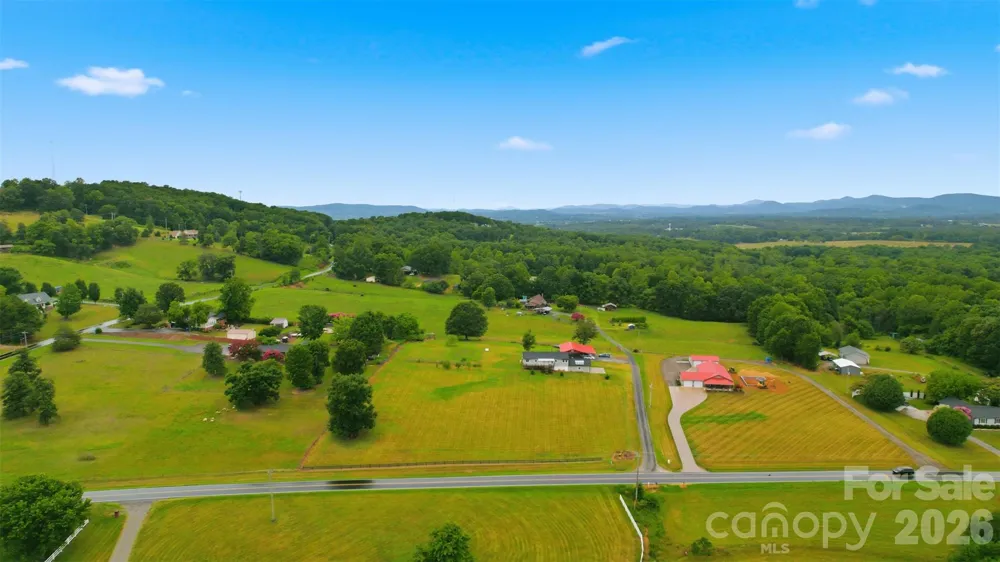 1127 Black Oak Ridge Road Taylorsville, NC 28681