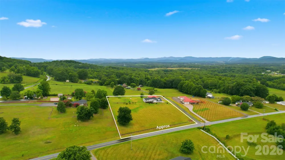 1127 Black Oak Ridge Road Taylorsville, NC 28681