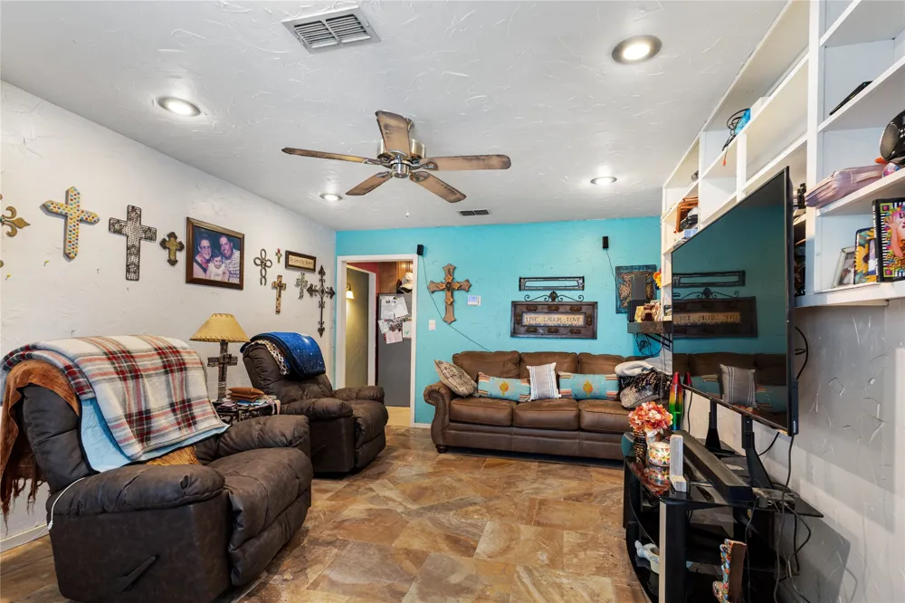1600 County Road 334 Gouldbusk, TX 76845