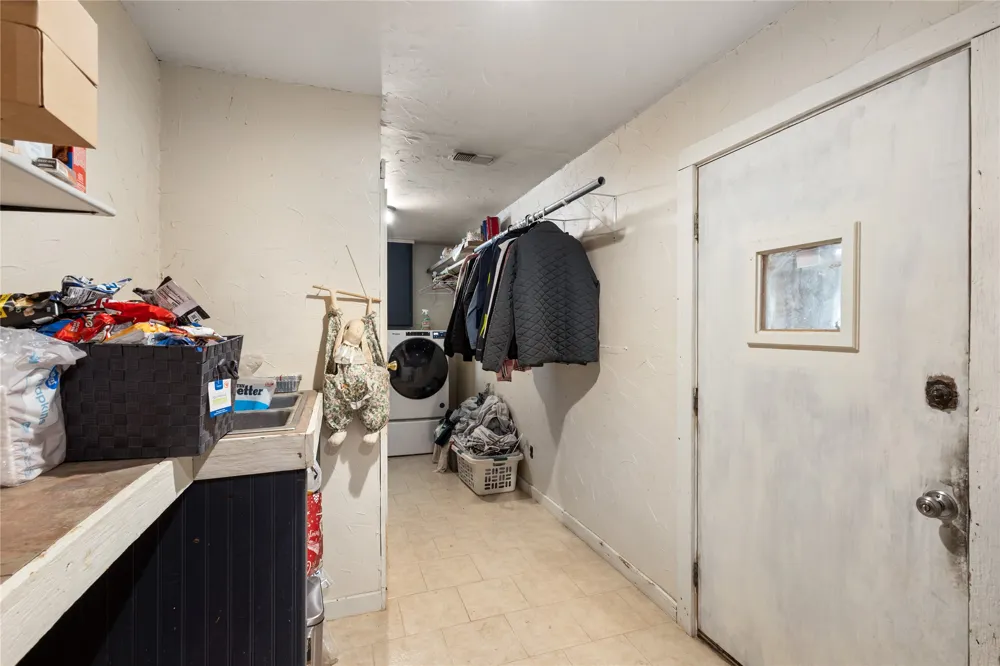 1600 County Road 334 Gouldbusk, TX 76845