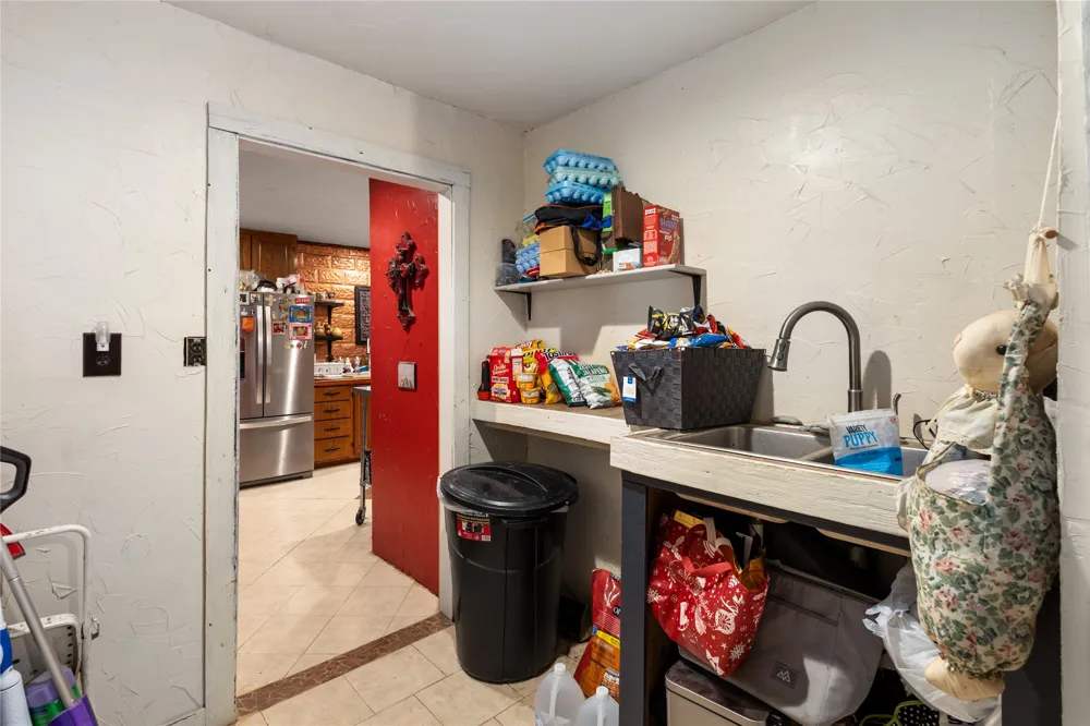 1600 County Road 334 Gouldbusk, TX 76845