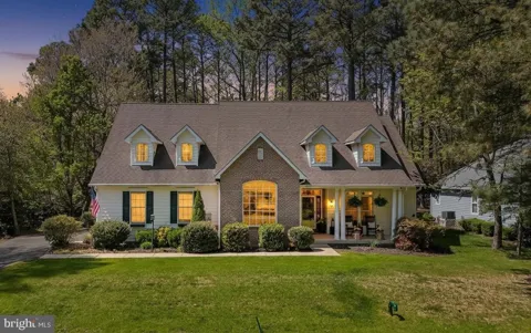 14855 KING CHARLES
