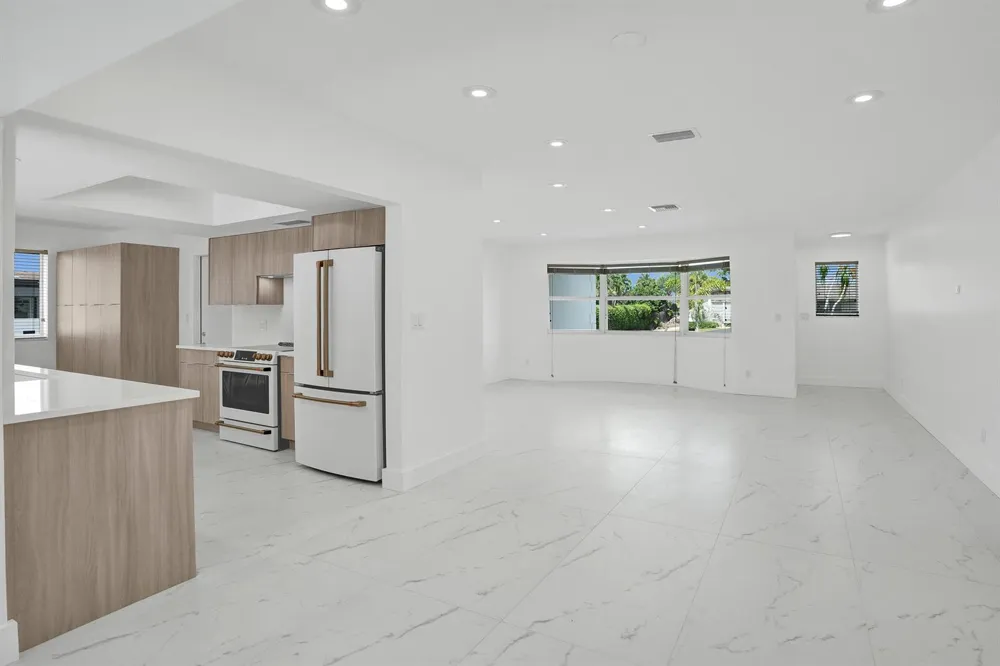 2030 54th Avenue Hollywood, FL 33021