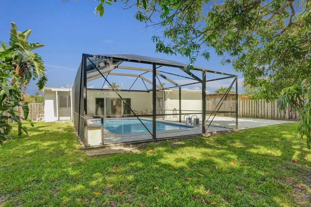 2030 54th Avenue Hollywood, FL 33021