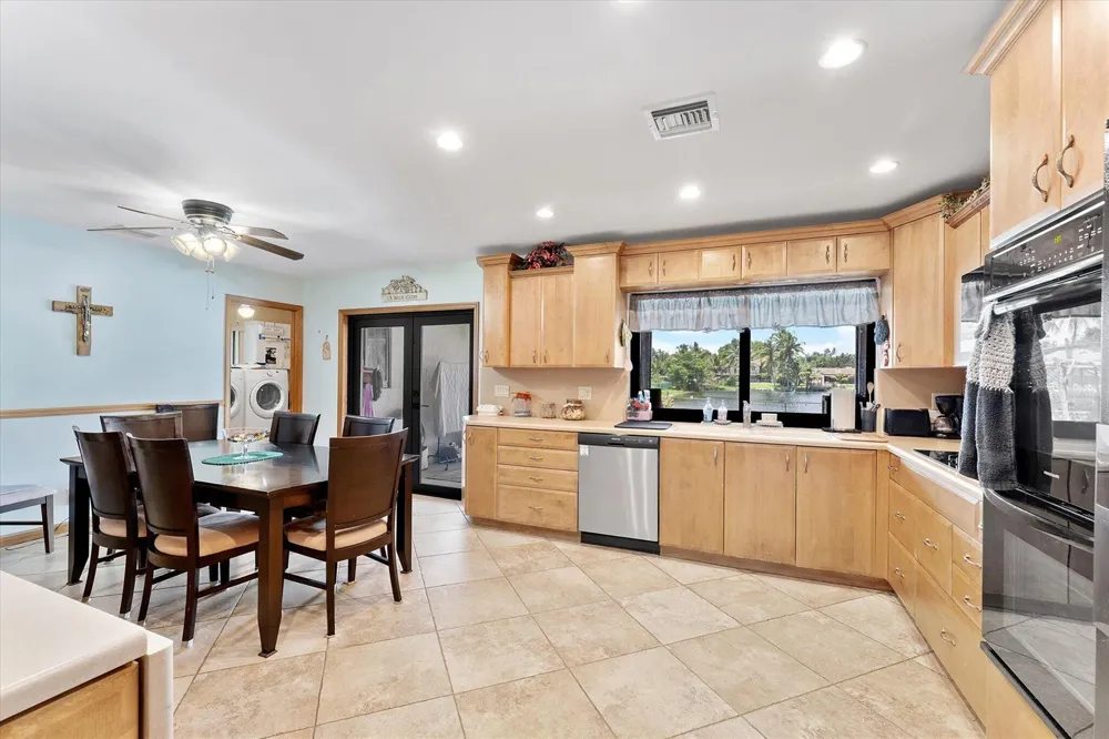 10349 SW 49th Manor Cooper City, FL 33328