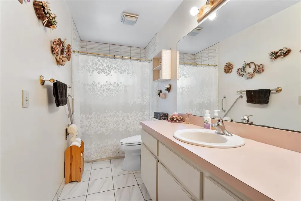 10349 SW 49th Manor Cooper City, FL 33328