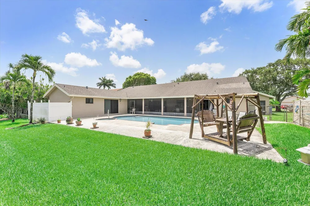 10349 SW 49th Manor Cooper City, FL 33328