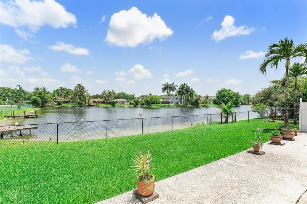 10349 SW 49th Manor Cooper City, FL 33328