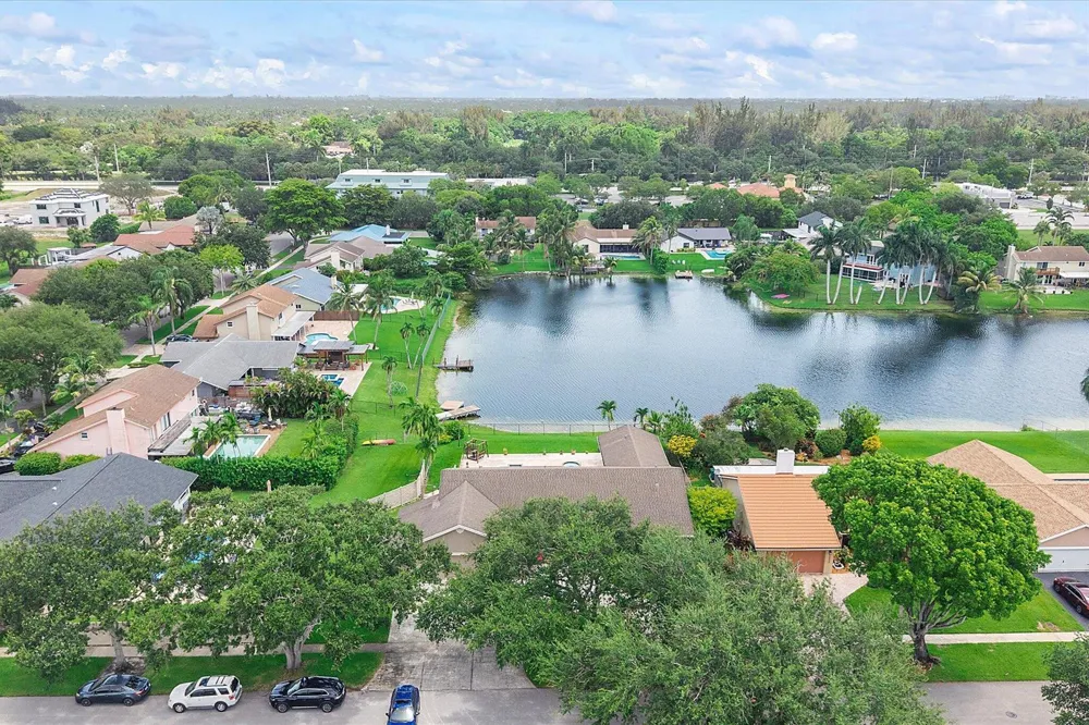 10349 SW 49th Manor Cooper City, FL 33328