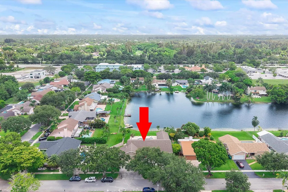 10349 SW 49th Manor Cooper City, FL 33328