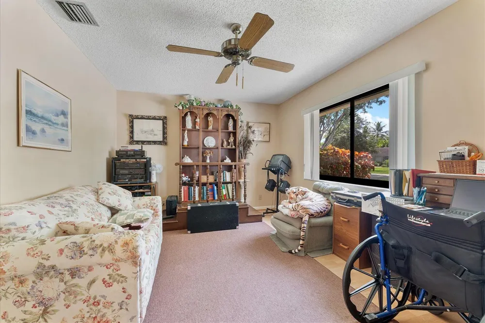 10349 SW 49th Manor Cooper City, FL 33328