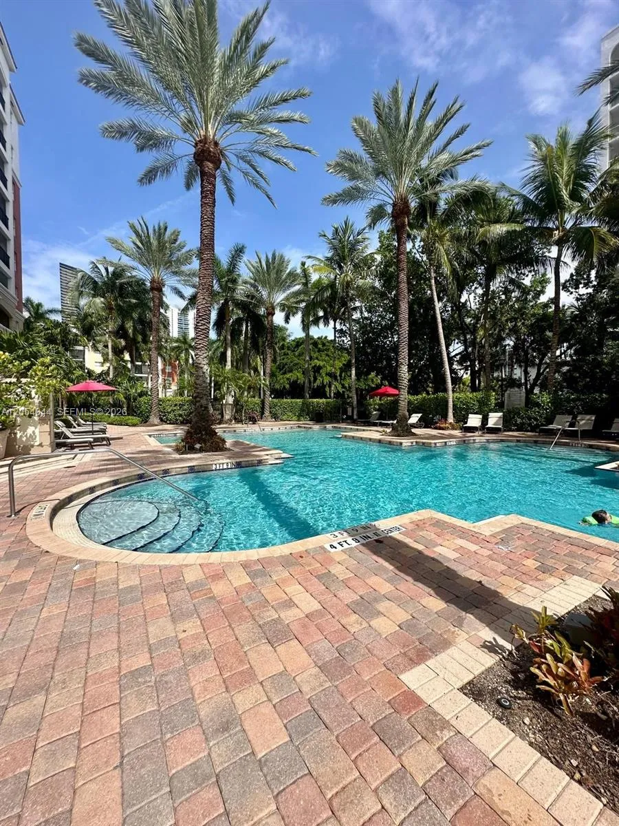 17150 Bay Rd #2412 Sunny Isles Beach, FL 33160