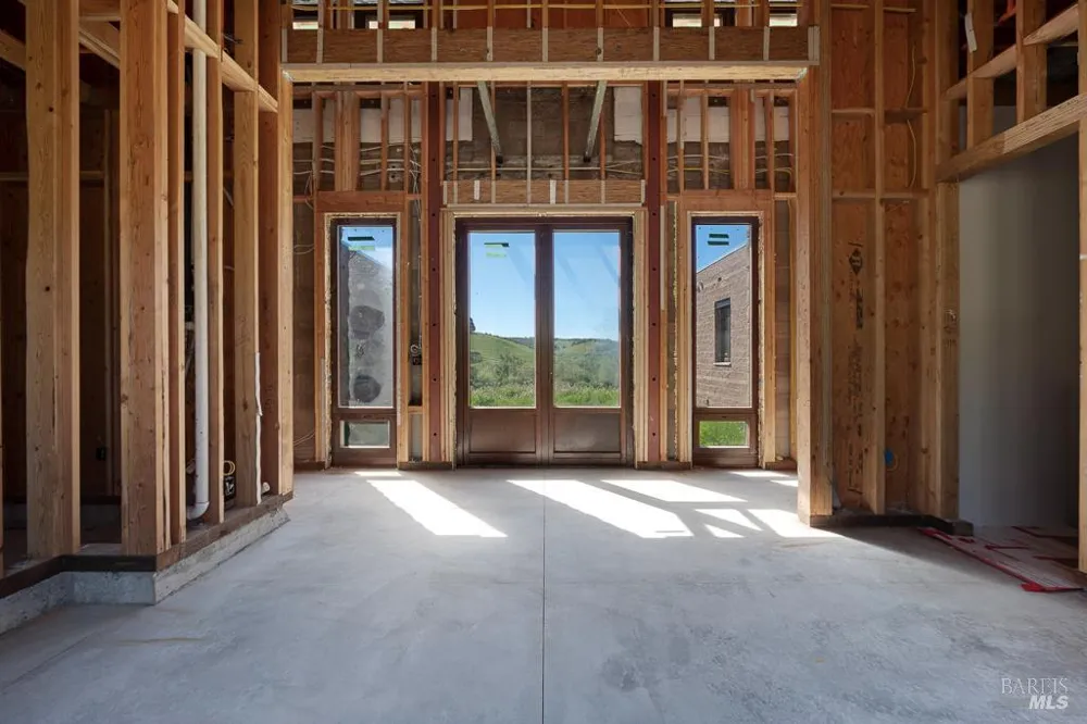 3006 Bloomfield Road Sebastopol, CA 95472