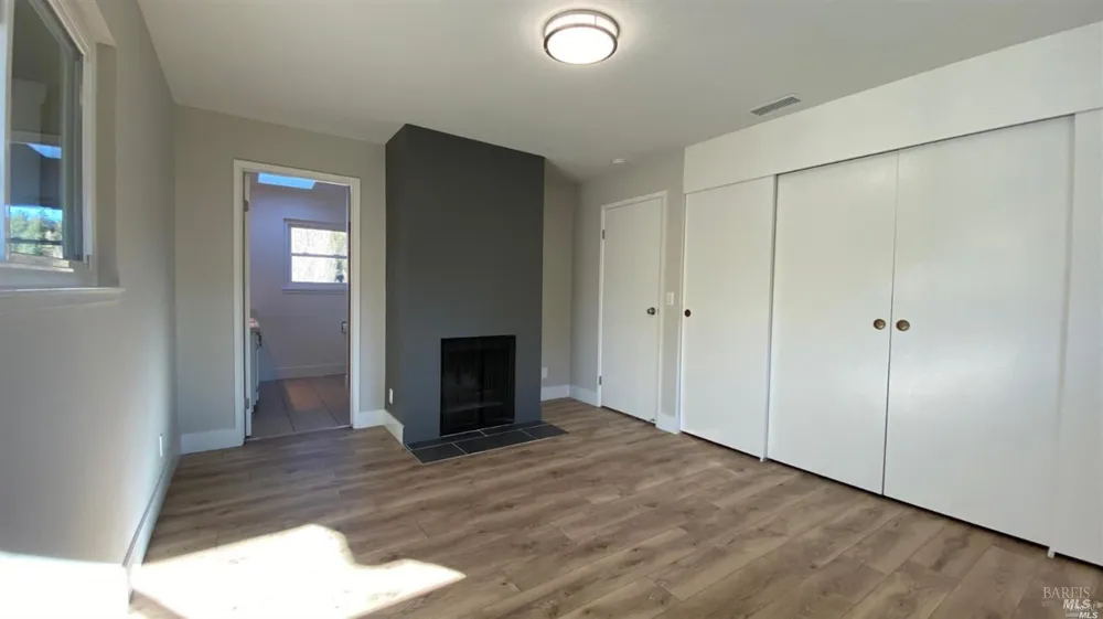 3006 Bloomfield Road Sebastopol, CA 95472