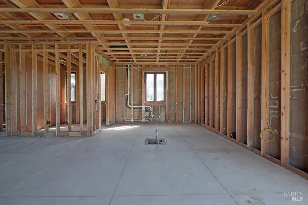3006 Bloomfield Road Sebastopol, CA 95472