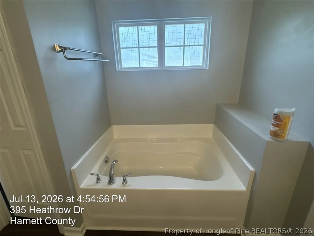 395 Heathrow Drive Spring Lake, NC 28390