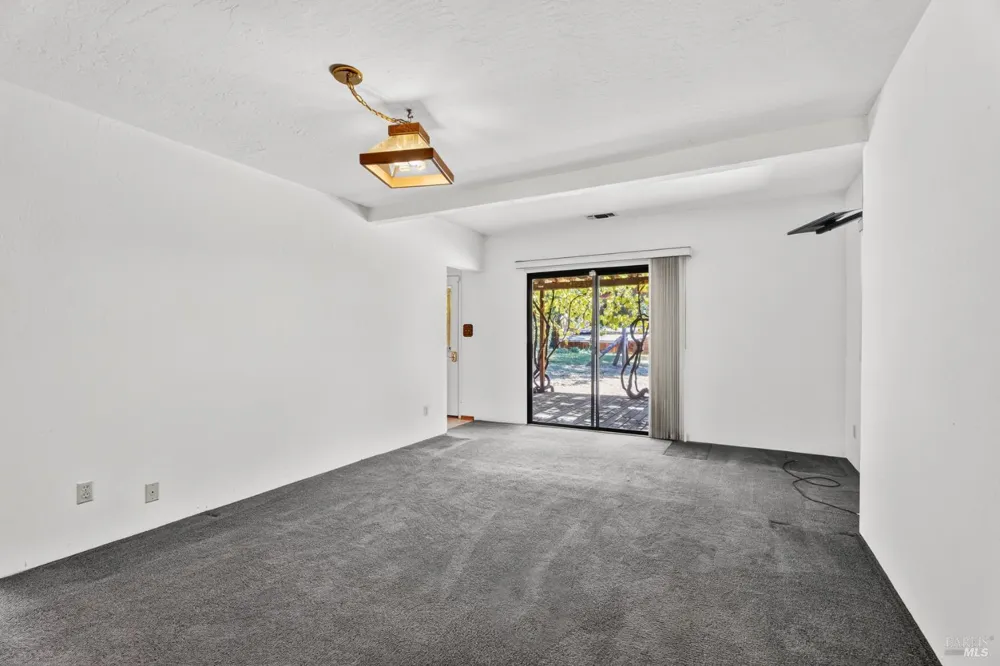 3151 Hearst Willits Road Willits, CA 95490