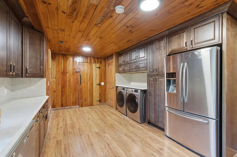 1843 Old Mobile Road McCaysville, GA 30555