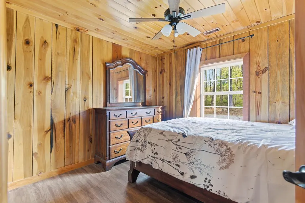 1843 Old Mobile Road McCaysville, GA 30555