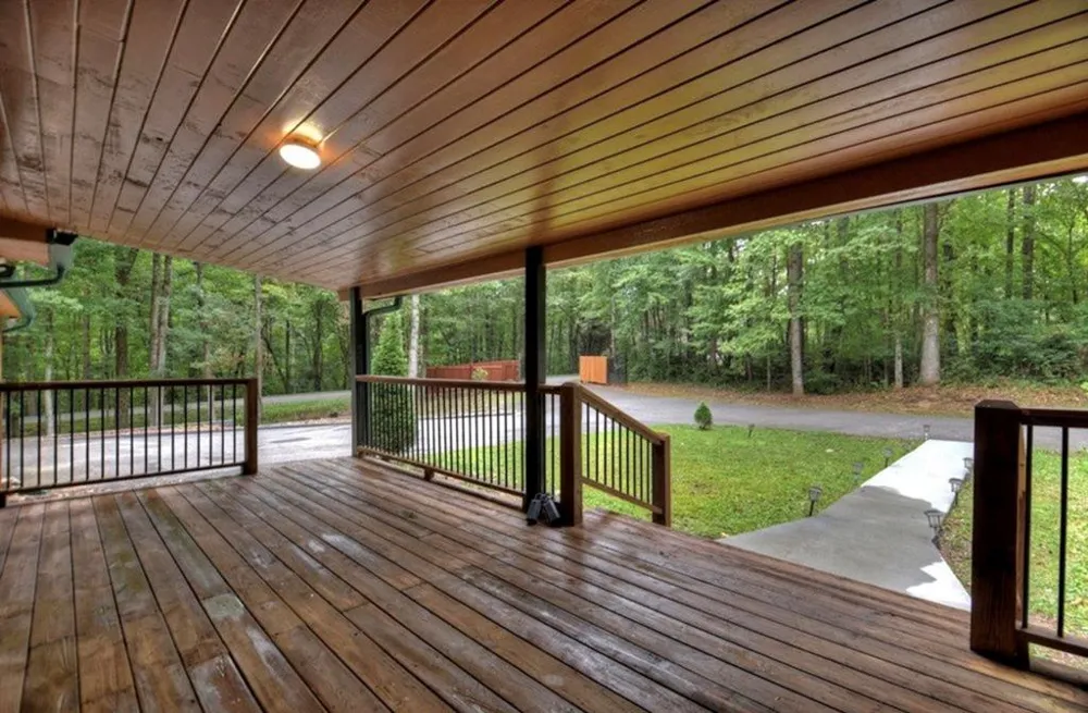 1843 Old Mobile Road McCaysville, GA 30555