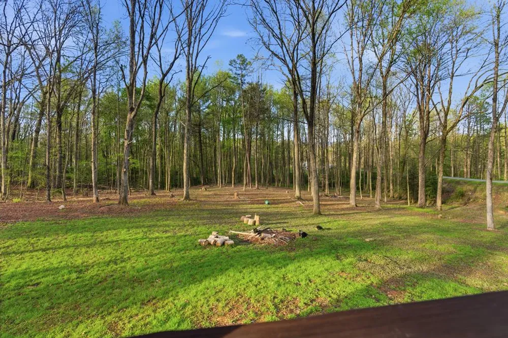 1843 Old Mobile Road McCaysville, GA 30555