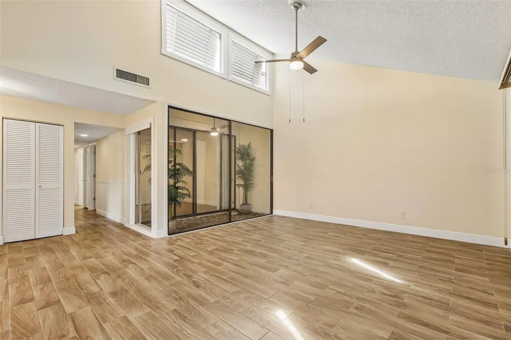 107 SEVILLE COURT Plant City, FL 33566