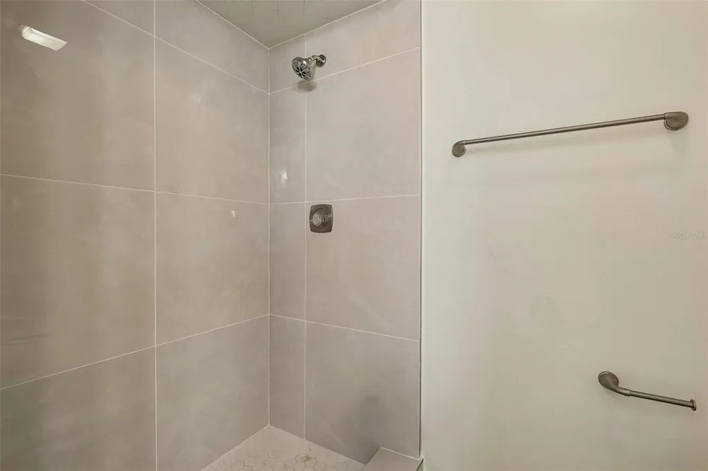 107 SEVILLE COURT Plant City, FL 33566