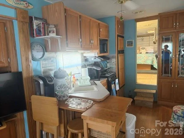 145 Grand View Drive New London, NC 28127