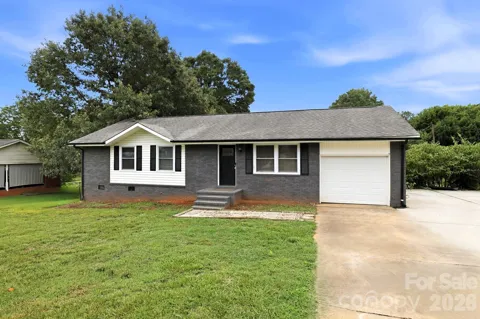 131 Midwood Lane