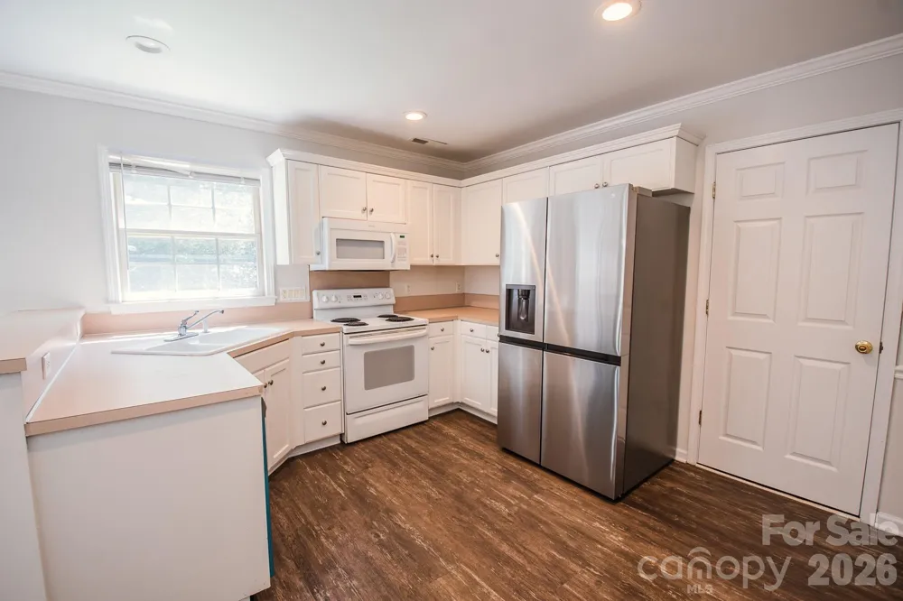 4456 Alexander Hill Court Harrisburg, NC 28075