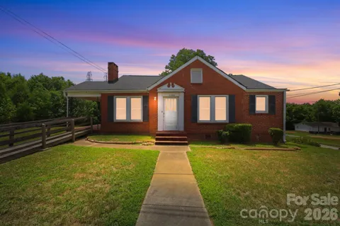 1303 Bringle Ferry Road