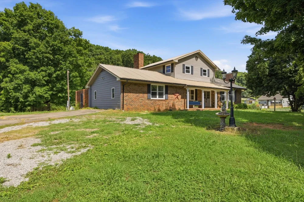 188 County Road 577 Englewood, TN 37329