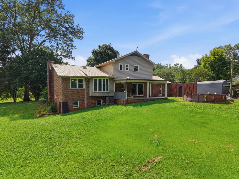 188 County Road 577 Englewood, TN 37329