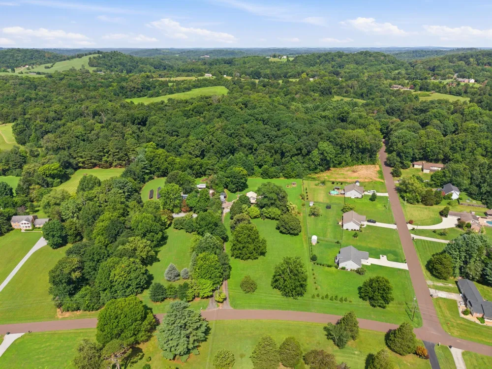 188 County Road 577 Englewood, TN 37329