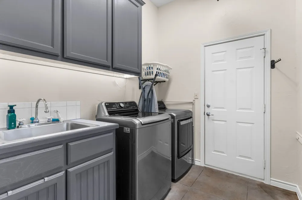 7811 Fm 902 Sherman, TX 75092