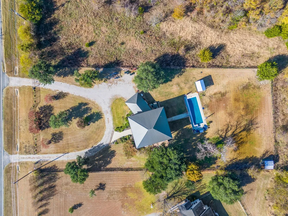 7811 Fm 902 Sherman, TX 75092