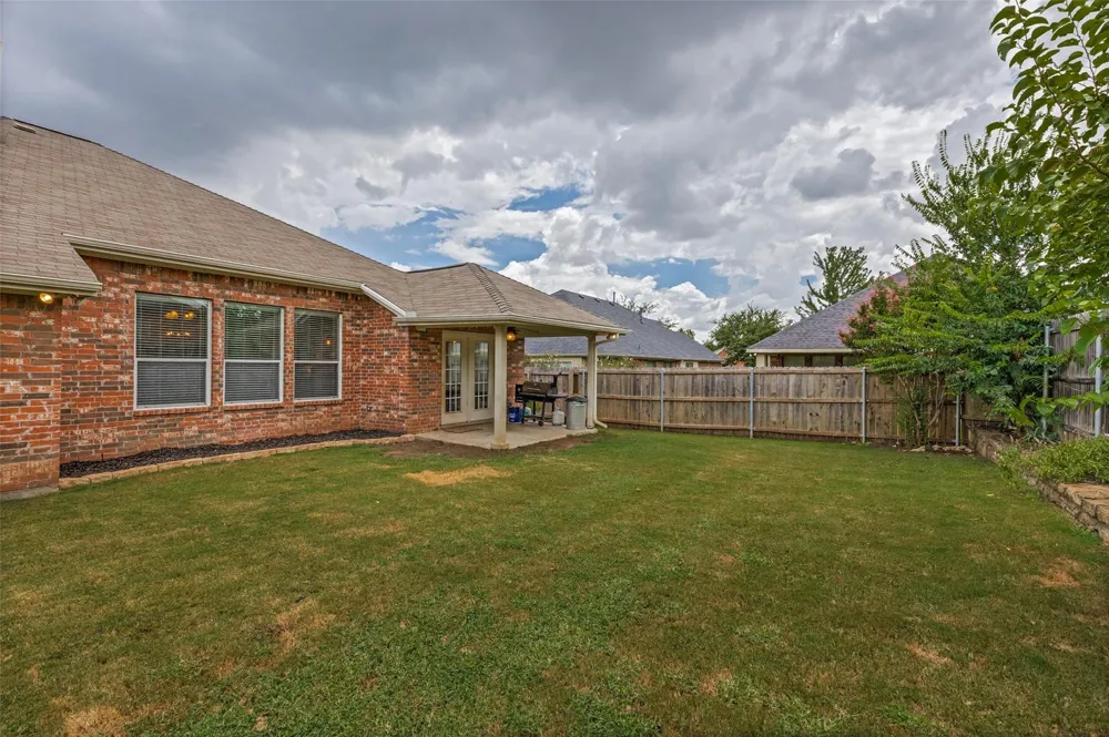 8209 Grayson Way Watauga, TX 76148