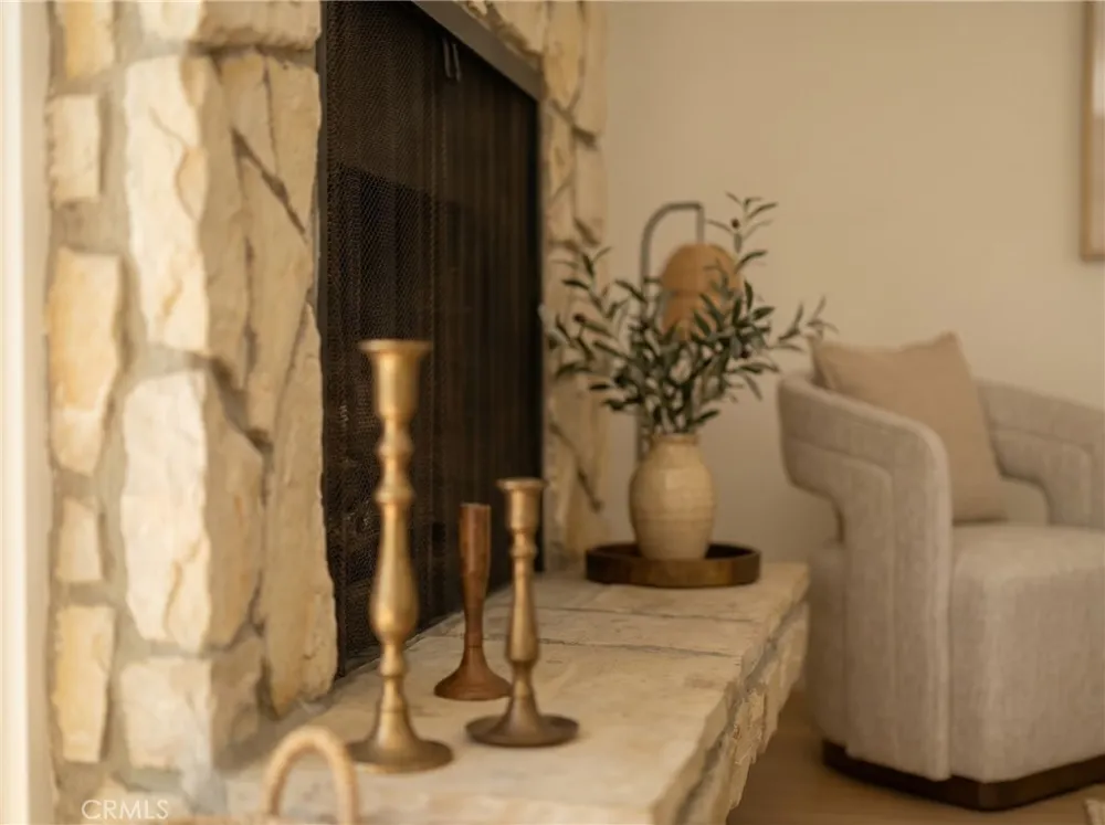 8125 Redlands Street #109 Playa del Rey, CA 90293