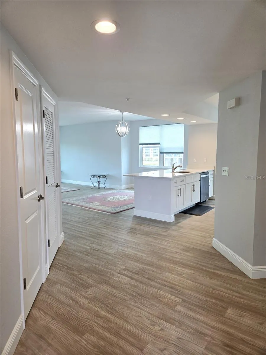 960 STARKEY ROAD #9206 Largo, FL 33771