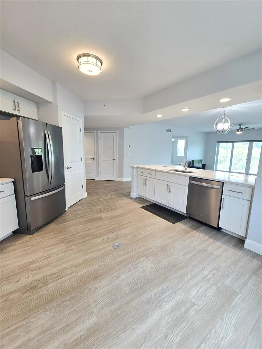 960 STARKEY ROAD #9206 Largo, FL 33771
