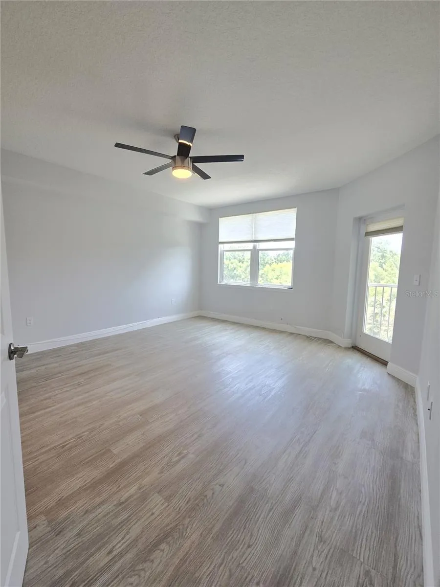 960 STARKEY ROAD #9206 Largo, FL 33771
