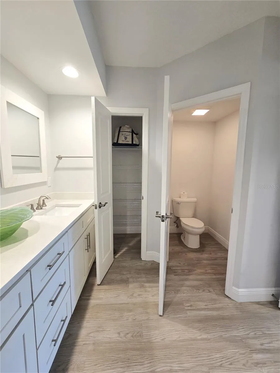 960 STARKEY ROAD #9206 Largo, FL 33771
